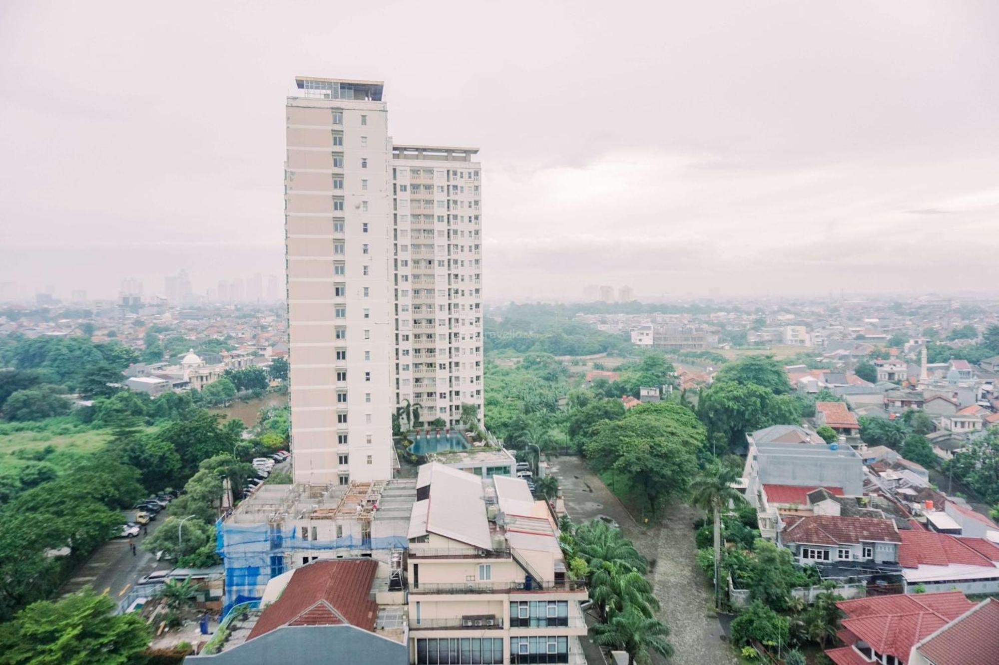 Warm And Cozy Stay 2Br Belmont Residence Puri Apartment By Travelio จาการ์ตา ภายนอก รูปภาพ